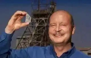 钻石没加工前是这个样子
