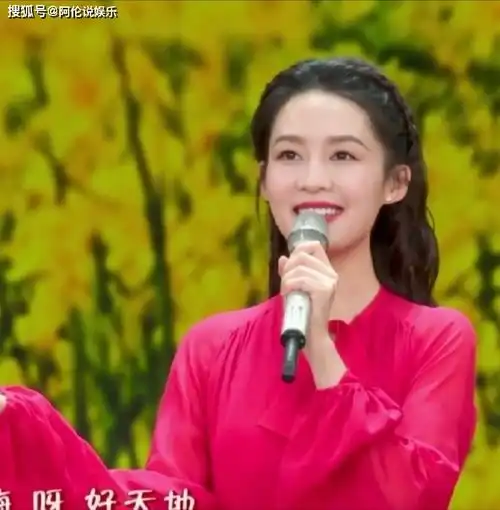央视元宵春晚众生相王一博太帅,千玺可爱,李沁金晨同台比美
