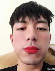 李现晒自拍丑照,工作室看了想打人这技术比刘昊然千玺还遭