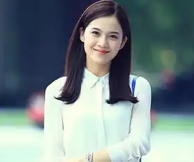 秦俊杰新恋情曝光,女方是同班同学,网友真是冻晕在红毯上的人
