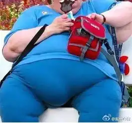 瘦子与胖子的震撼对比
