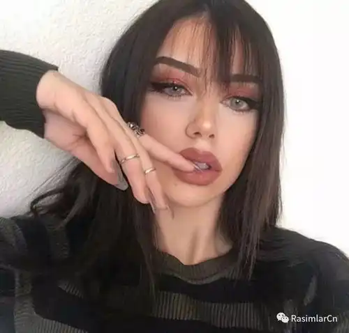 s欧美女头