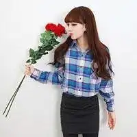 手拿一根玫瑰花头像唯美微信头像图片大全