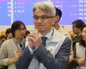 陈英钤请辞获准仍在职国民党为领30万年终奖金