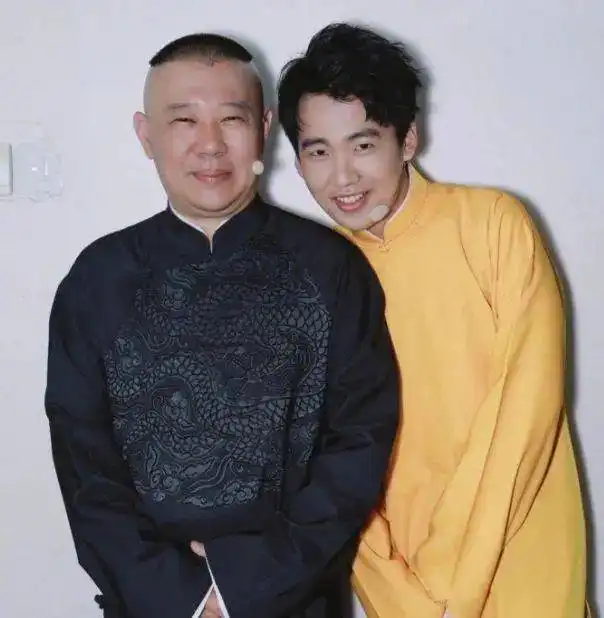 贵圈两大虎爸陈凯歌对陈飞宇规矩压抑,郭德纲给郭麒麟理解尊重