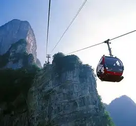 领航车惊喜油补7月13日自驾神秘张家界凤凰古城墨戎苗寨猛洞河漂流芙蓉镇马拉河7日游领航车补助油费1000元湘西