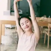 空间意境女生qq头像