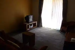 livingroom尤拉拉艾尔斯岩渡假村艾姆沃克公寓式饭店的图片