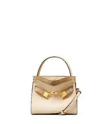 toryburch呈现2022情人节精选单品携礼赴约,传递浪漫