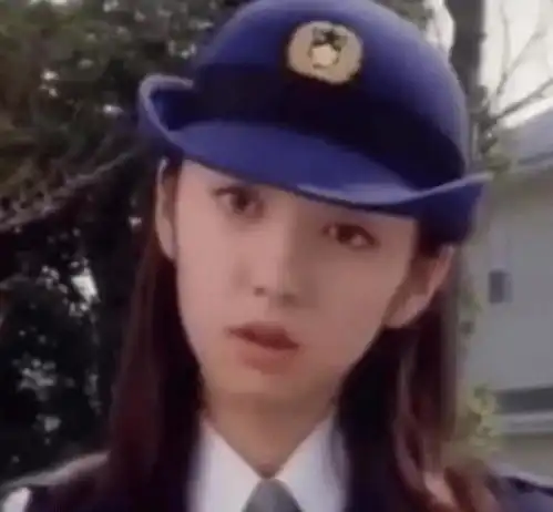 铁甲小宝那个善良女警花,43岁依旧甜到犯规,初恋的感觉