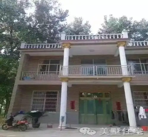 小学同学炒币赚钱,回家盖起了大新房,我觉得这房子太土