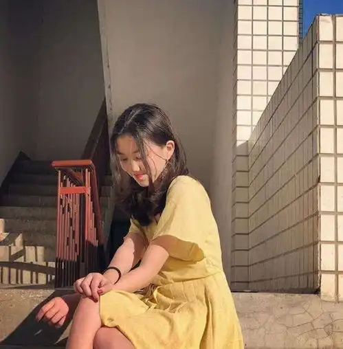 14岁李嫣颜值逆袭,撕掉兔唇标签,和母亲王菲越来越像