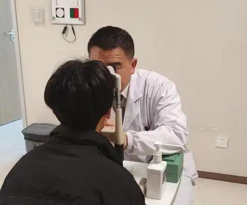16岁高中生遭遇视力隐形杀手,交联胶原手术守护光明未来