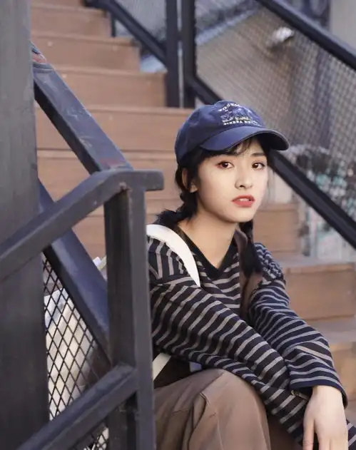 凭借小美好走红的沈月,怎么保持日系清纯感的