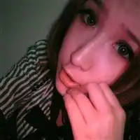 谁能给我个类似这样的女头像