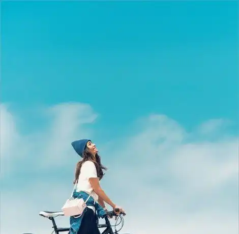 红色渐变指甲怎么做