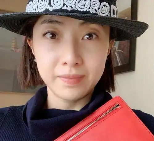 甘比三孩子长相曝光,刘銮雄基因太强了长女刘秀桦深得大刘宠爱