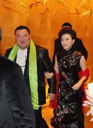 众宾客微博直播周立波婚礼黄晓明任贤齐等当伴郎