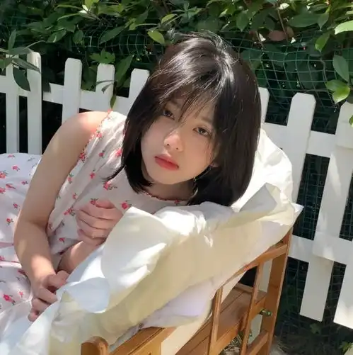 头像入目无别人