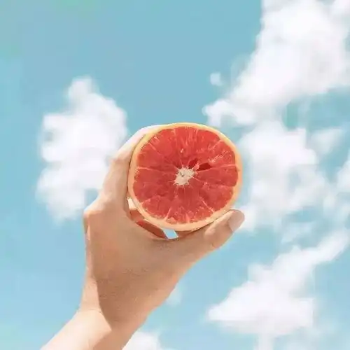眼泪和微笑,哪一个更值得你拥抱