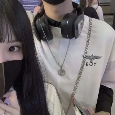 低糖甜丧情头陪你最多的人还是自己,所以做自己喜欢的人就好