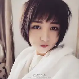 美女纹身师走红高颜值撞脸吴亦凡范晓萱7814973搜狐时尚频道图片库大视野搜狐