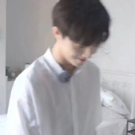 小清新文艺男头一缕阳光把梦想照亮
