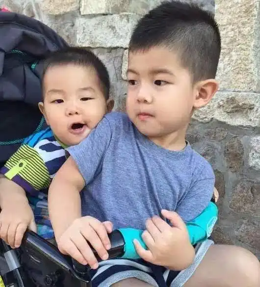 最近流行这么一段话如果爱一个男人,就要给他生一个女儿