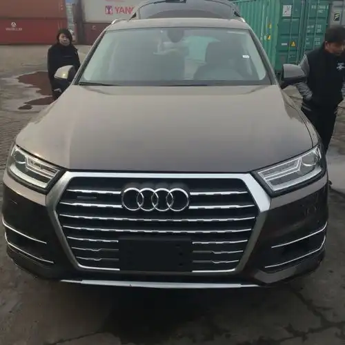 17款奥迪q7汽油版舒适型多少钱奥迪q7科技版多少钱什么配置