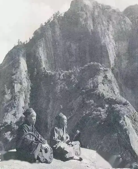 1935年,华山论剑