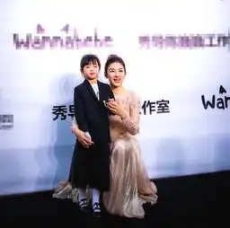 黄奕5岁女儿t台走秀超自信曾被吐槽丑如今越长越漂亮