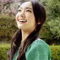 清新森林女生微信头像微信头像图片大全