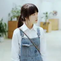 我没心没肺的笑只为你的确定90后娇小玲珑的俏皮女生头像