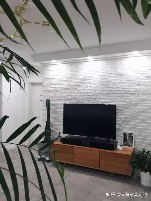 年轻人的电视背景墙,就该这样简约大方