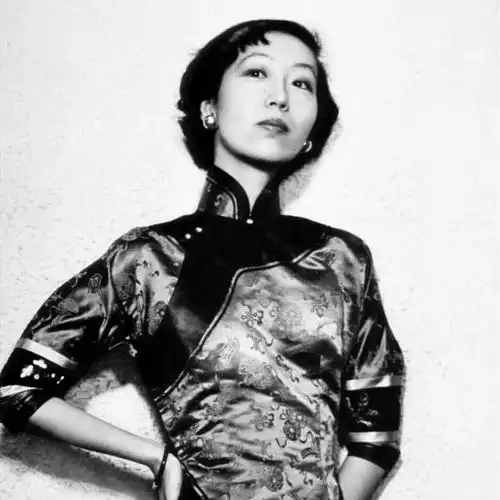 才女歧视链杨绛瞧张爱玲丑,后者嫌冰心卖弄,冰心说林徽因绿茶