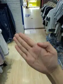 九八年属虎女的佩戴金猪首饰会不会运气好点