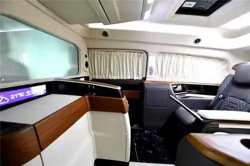 2020新款奔驰v260l高顶商务车维努斯铂驰定制42型