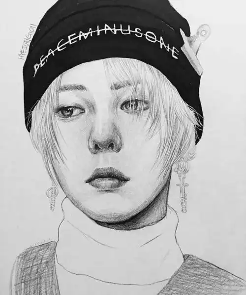 手绘素描她不仅人美,画法也清秀轻松松弛有度
