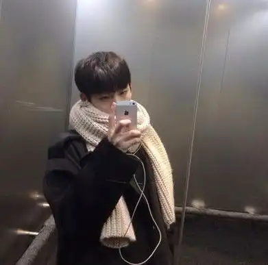 男票我真的好累,傻姑娘才会回复抱一下,高情商都这样回复