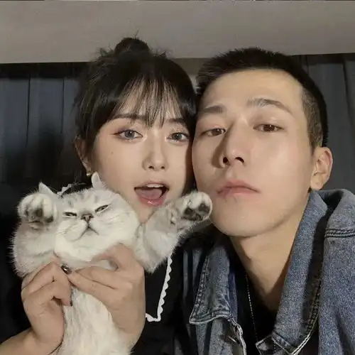 头像看到这些情头你还不想恋爱吗