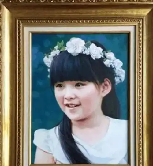 王诗龄爷爷连续八年为她画画庆生,为什么今年缺席得知原因,陷入了沉思