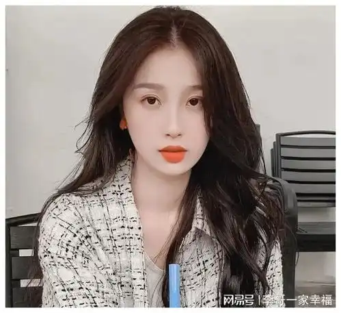 当红明星虞书欣的星路历程