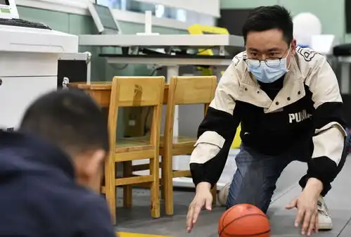 新华全媒丨以音乐做春风,他温暖自闭症孩子的孤独世界