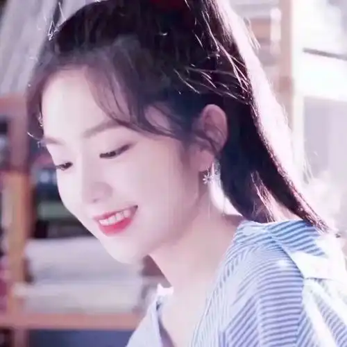 女生头像就算太阳那么久不理会小云朵