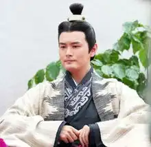 她曾和老公饰演母子,出道12年不温不火,凭借延禧攻略走红