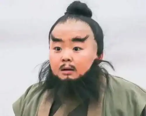 4版李逵,前三位都是来搞笑的,最后一位才是真正的经典