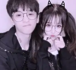 杨清柠晒鹿角卖萌照,却忘了p她的猪蹄手,网友认真的