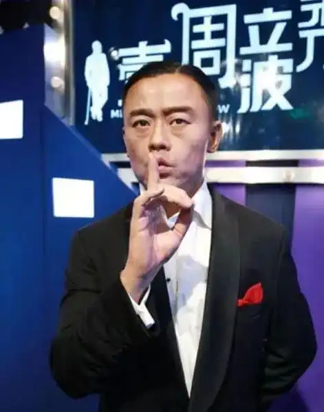 周立波炮轰娘炮暗指金星李玉刚,李玉刚工作室回应很有意思