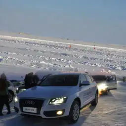 机械壁虎2012奥迪零下30度冰雪体验