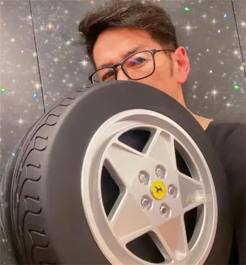 都说背靠大树好乘凉,娶了富贵名媛的男明星真的可以万事无忧